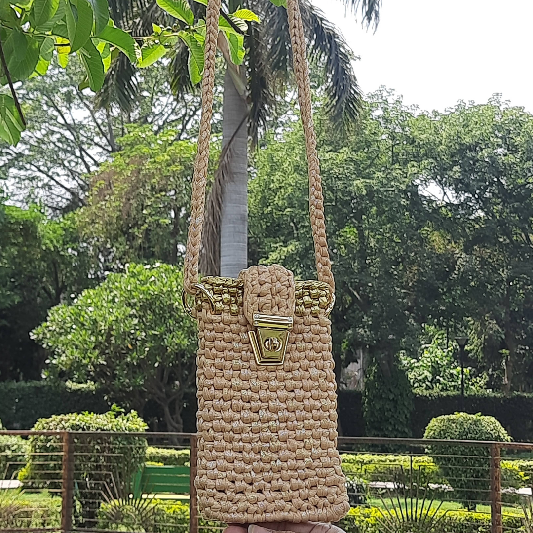 Shiroli crochet Handmade Metallic Mobile Phone Bag - Image 1