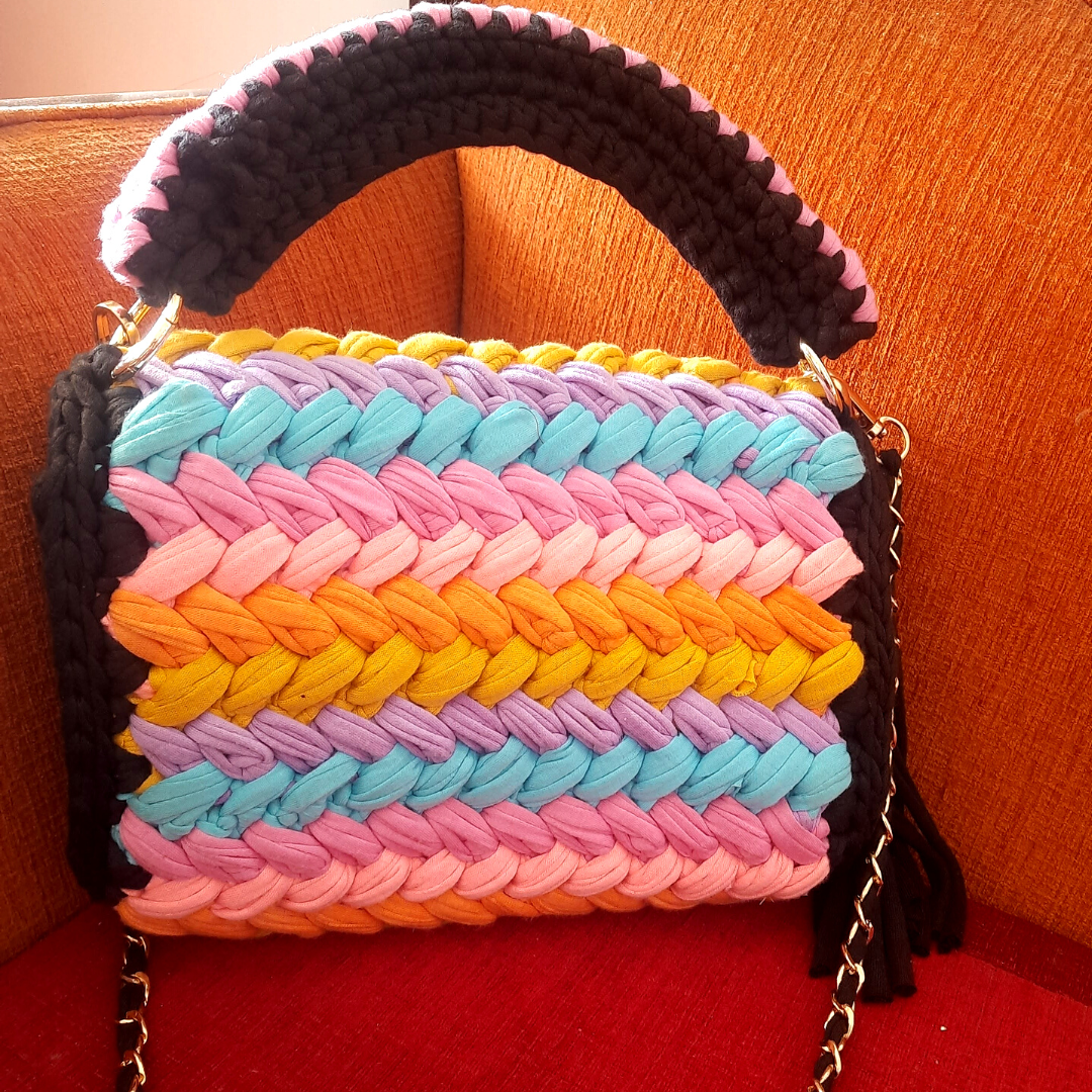Shiroli Handmade Designer Super Bag With Belt - Image 3