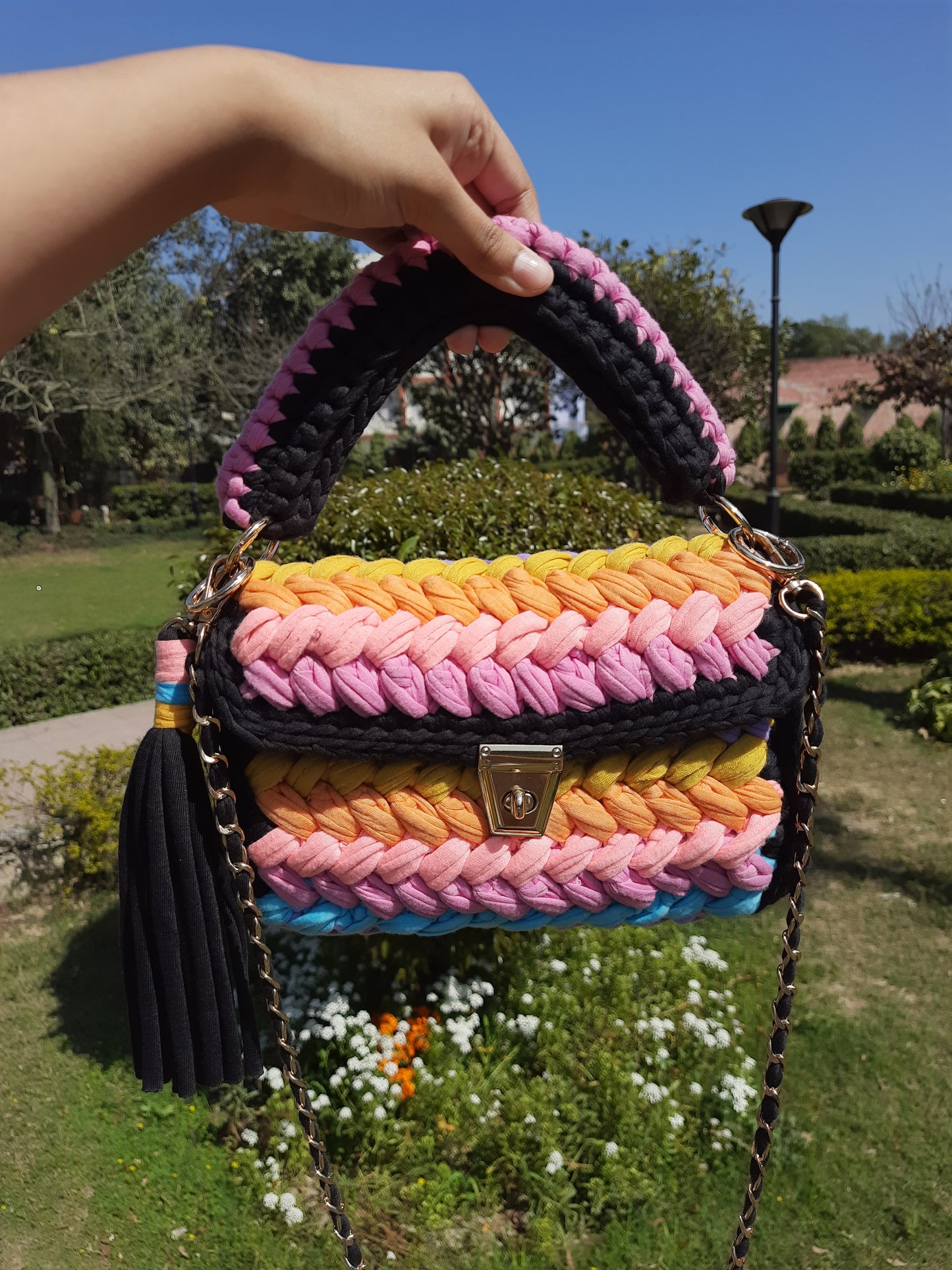 Shiroli Handmade Designer Super Bag With Belt - Image 4